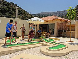 Minigolf in Malia's Ferienwohnungen Tor zur Natur, Malia