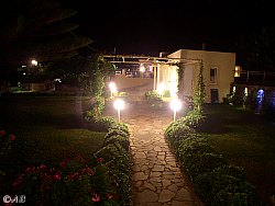 Abendstimmung im Garten in Malia's Ferienwohnungen Tor zur Natur